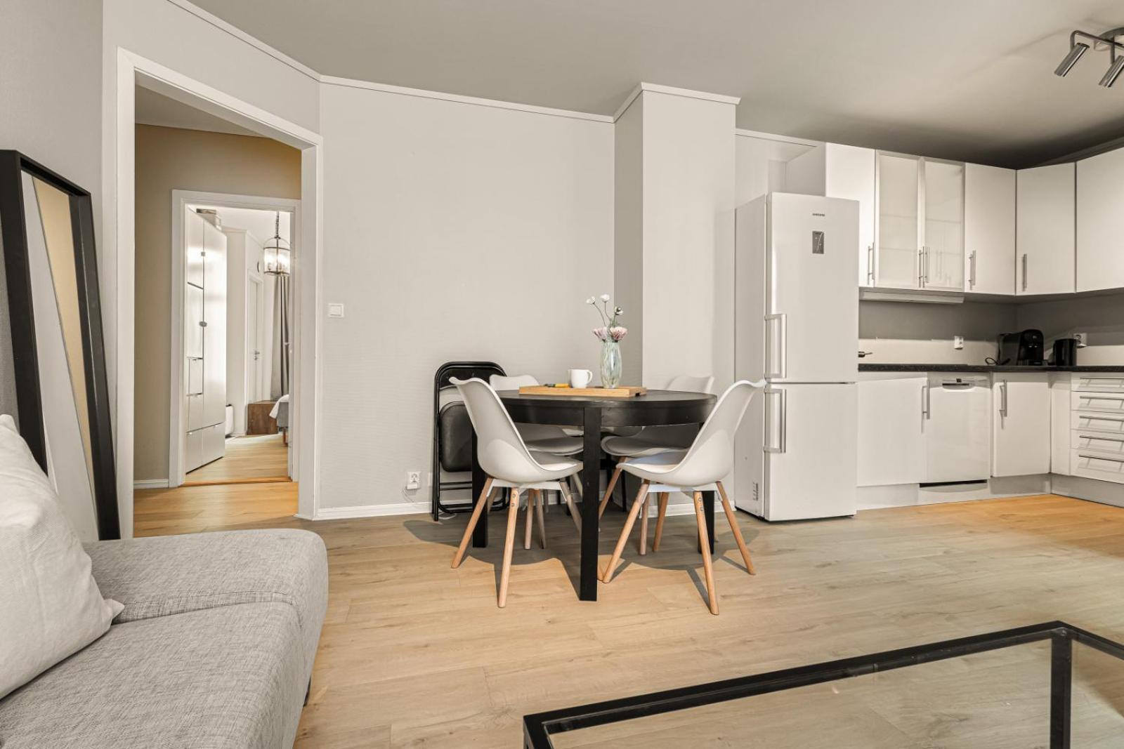 Family Friendly - Modern - Apartment